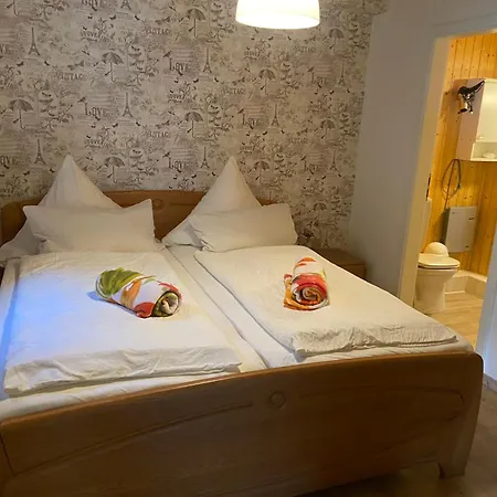 アパート Haus Erika/ Fam. Frevel Kattenes